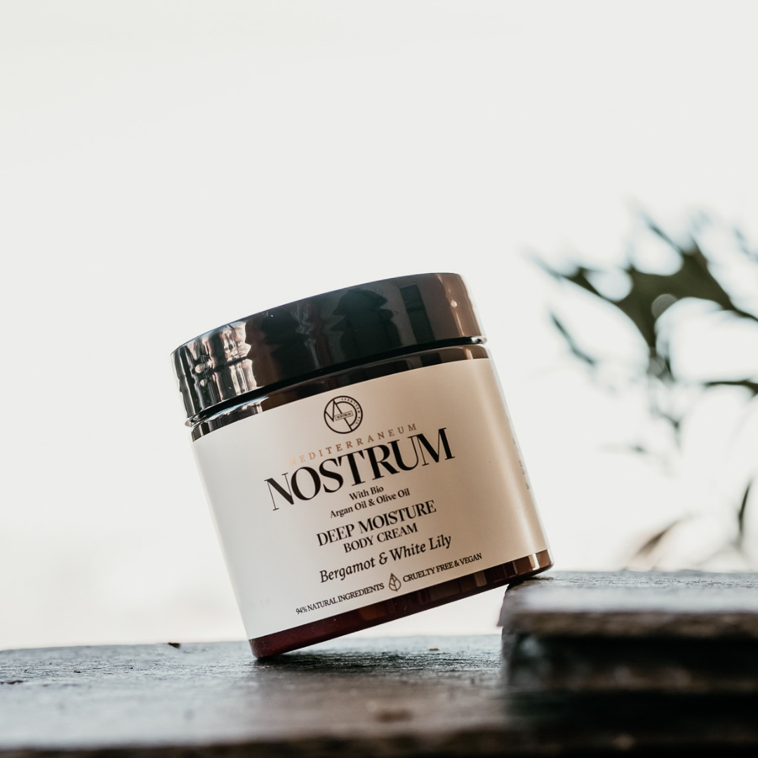 NOSTRUM(ノストラム) ディープモイスチャークリームＢ＆Ｗ（ベルガモット＆ホワイトリリー）